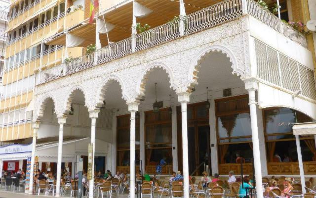 Piso Centro Ciudad Club Nautico Lejlighed Torrevieja Eksteriør billede